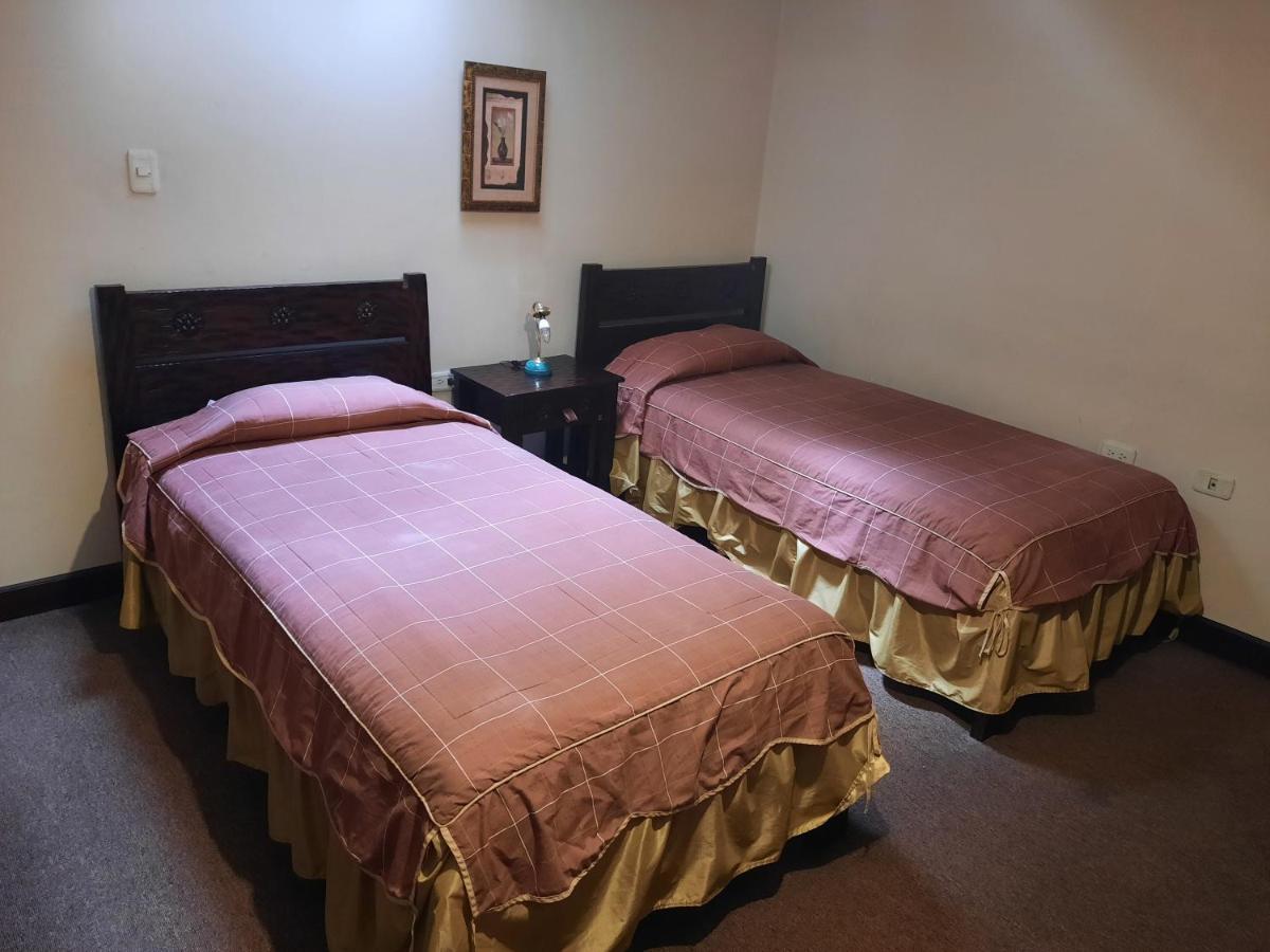 La Posada Cuencana Hotel Bagian luar foto